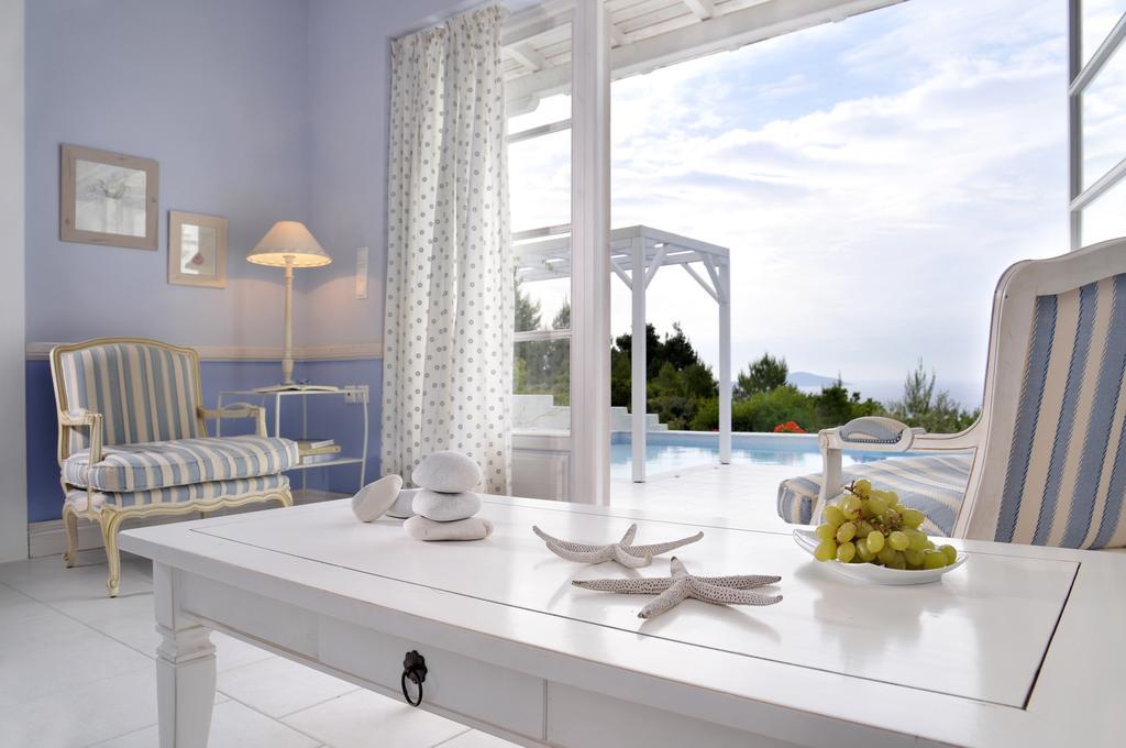 Anemolia Villas With Private Pools Near The Most Beautiful Beaches Of Alonissos Isomata Eksteriør bilde