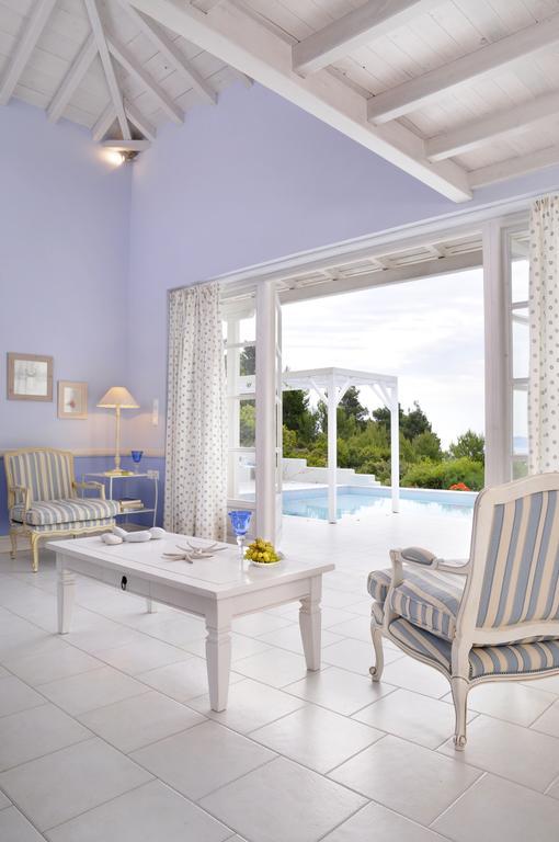 Anemolia Villas With Private Pools Near The Most Beautiful Beaches Of Alonissos Isomata Eksteriør bilde