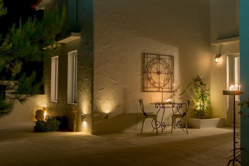 Anemolia Villas With Private Pools Near The Most Beautiful Beaches Of Alonissos Isomata Eksteriør bilde